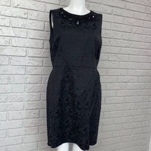 ISADORA Collection Women Sleeveless Embellished Black Damask Sheath Dress Size 1
